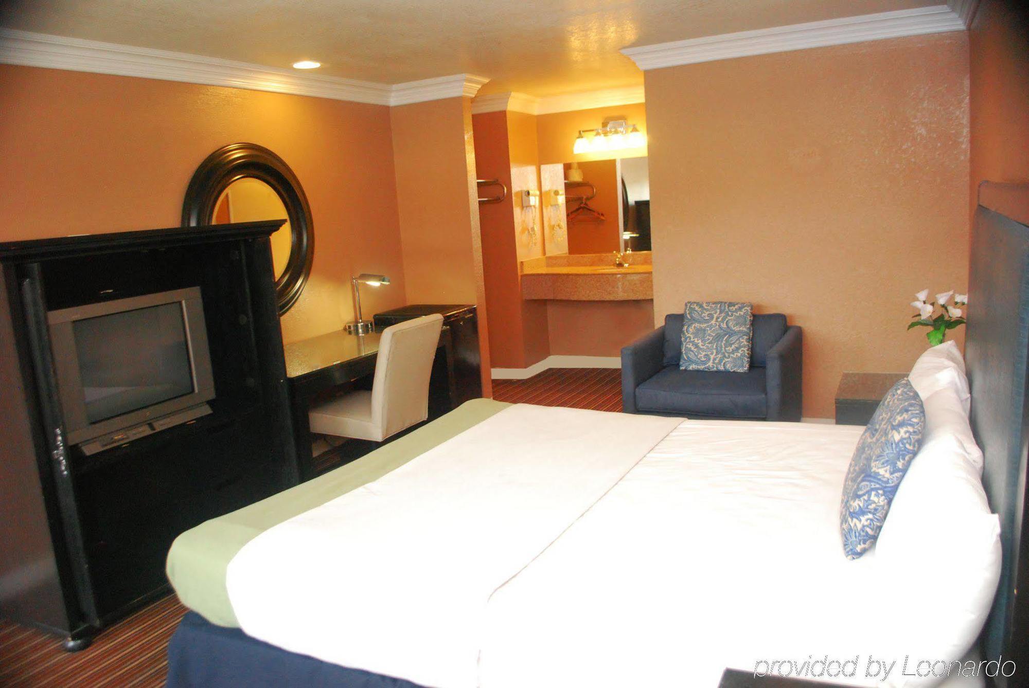 Hollywood Inn Express South Los Angeles Extérieur photo
